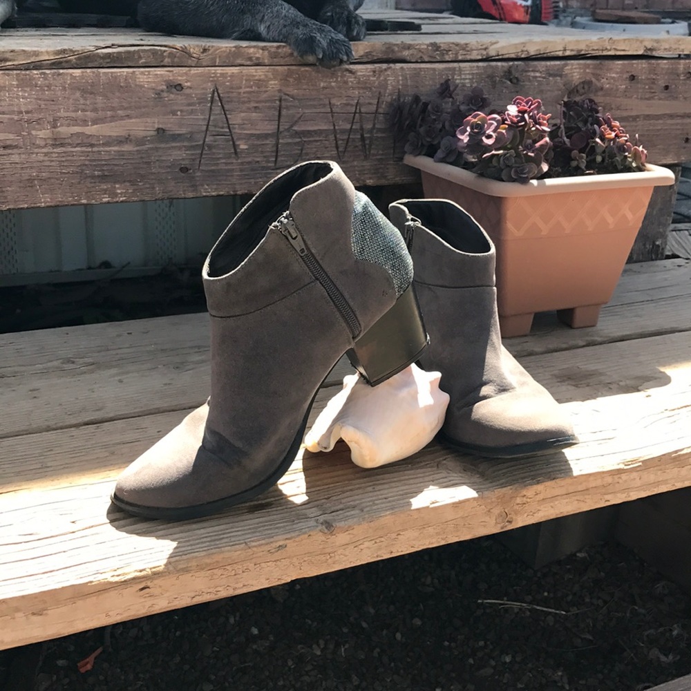 Sparkle Heel Grey Sueded Short Sassy Boot